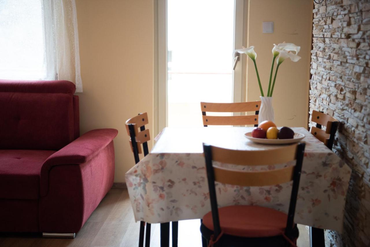Appartements Clementina Premantura Eksteriør billede