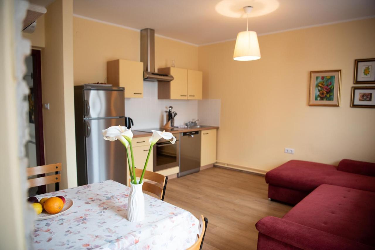 Appartements Clementina Premantura Eksteriør billede